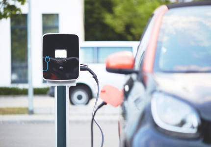Demand for hybrid, EV cars rise in UAE amid higher oil prices