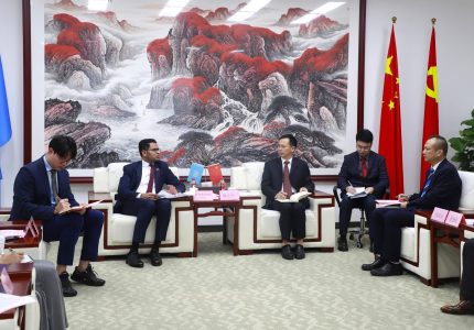 深化中巴非三方合作，共绘产业协同发展新蓝图